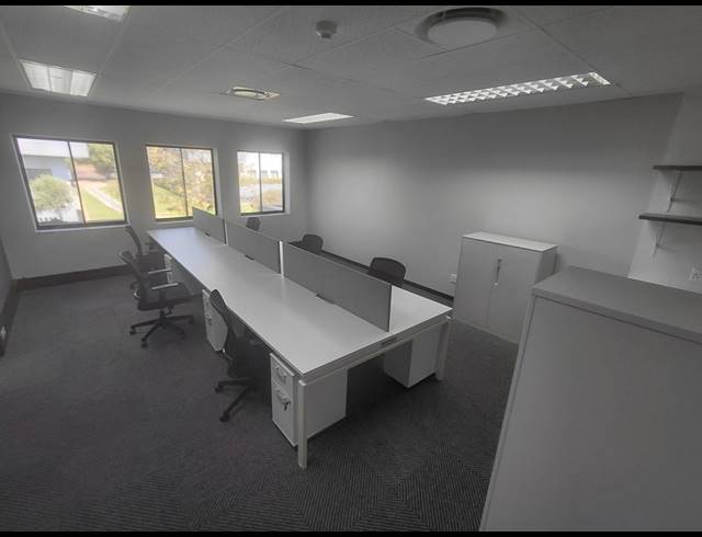 61M² OFFICE TO LET IN BRYANSTON